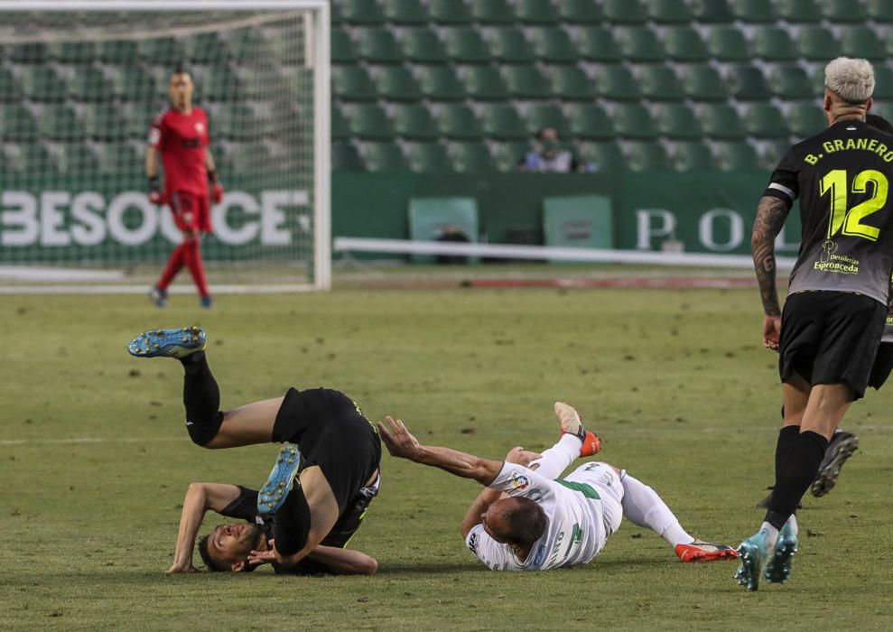 Los franjiverdes no pasan del empate frente a un Extremadura que fue mejor en muchos momentos del partido.