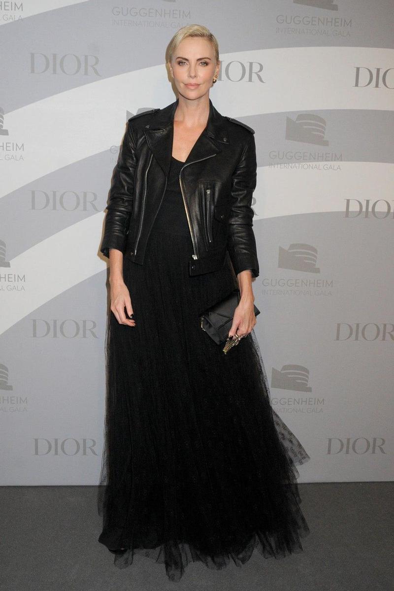 Charlize Theron en la Gala Dior 2019 en el Guggenheim de Nueva York