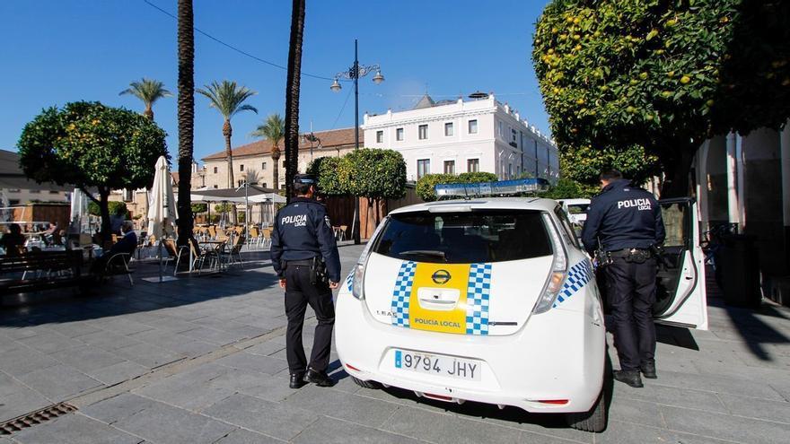 Luz verde a las oposiciones autonómicas a la policía local en Extremadura