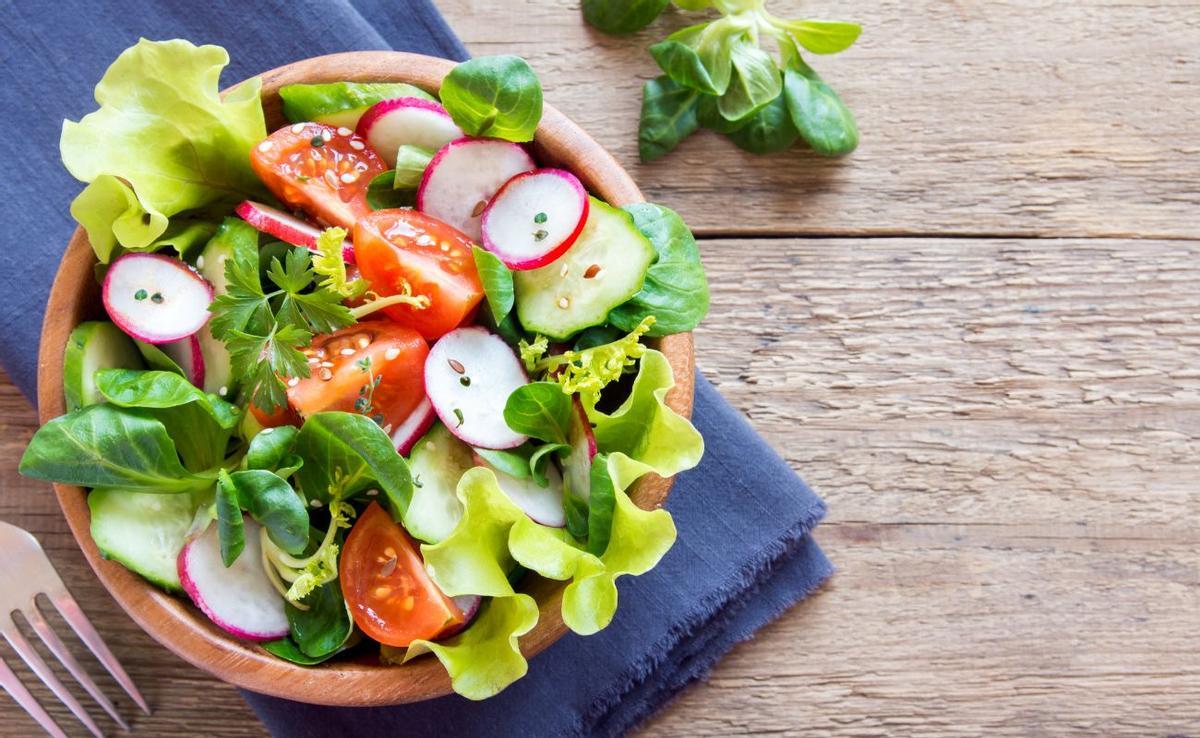 Descubre los Asombrosos Beneficios de Comer Ensalada Todos los Días