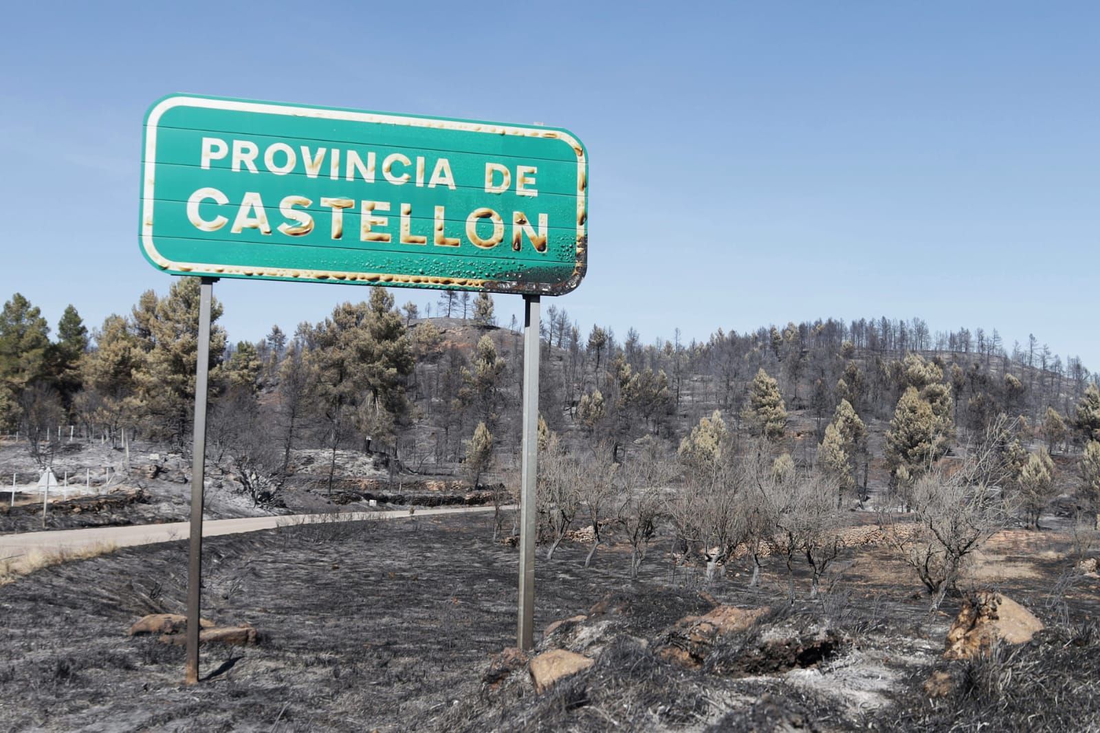 Las imágenes del incendio forestal en el Alto Mijares