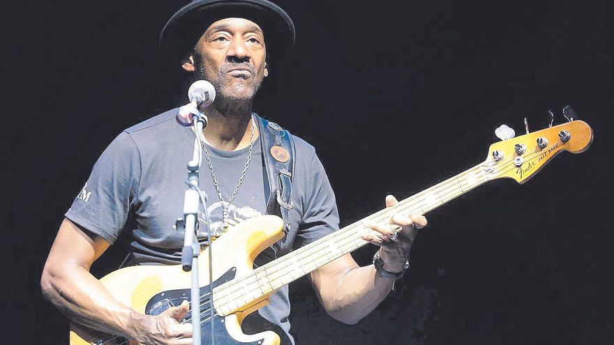 El bajista más cool del mundo y el nuevo rey del blues