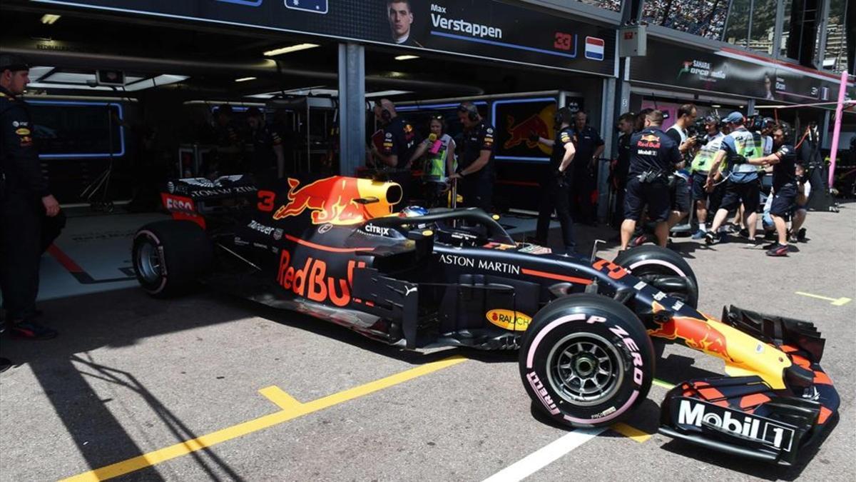 Ricciardo vuelve a ser le más rápido