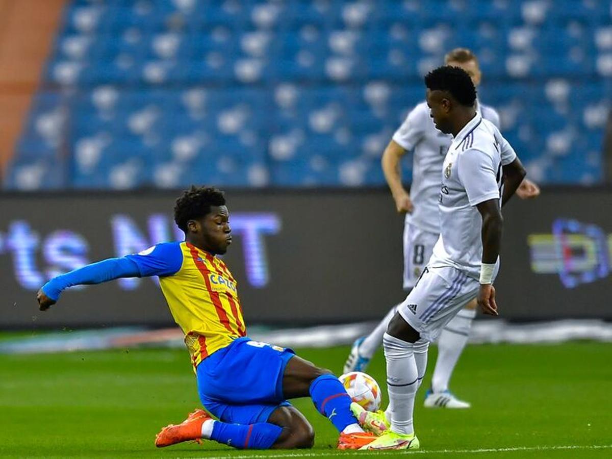 Yunus Musah en un encuentro contra el Real Madrid.