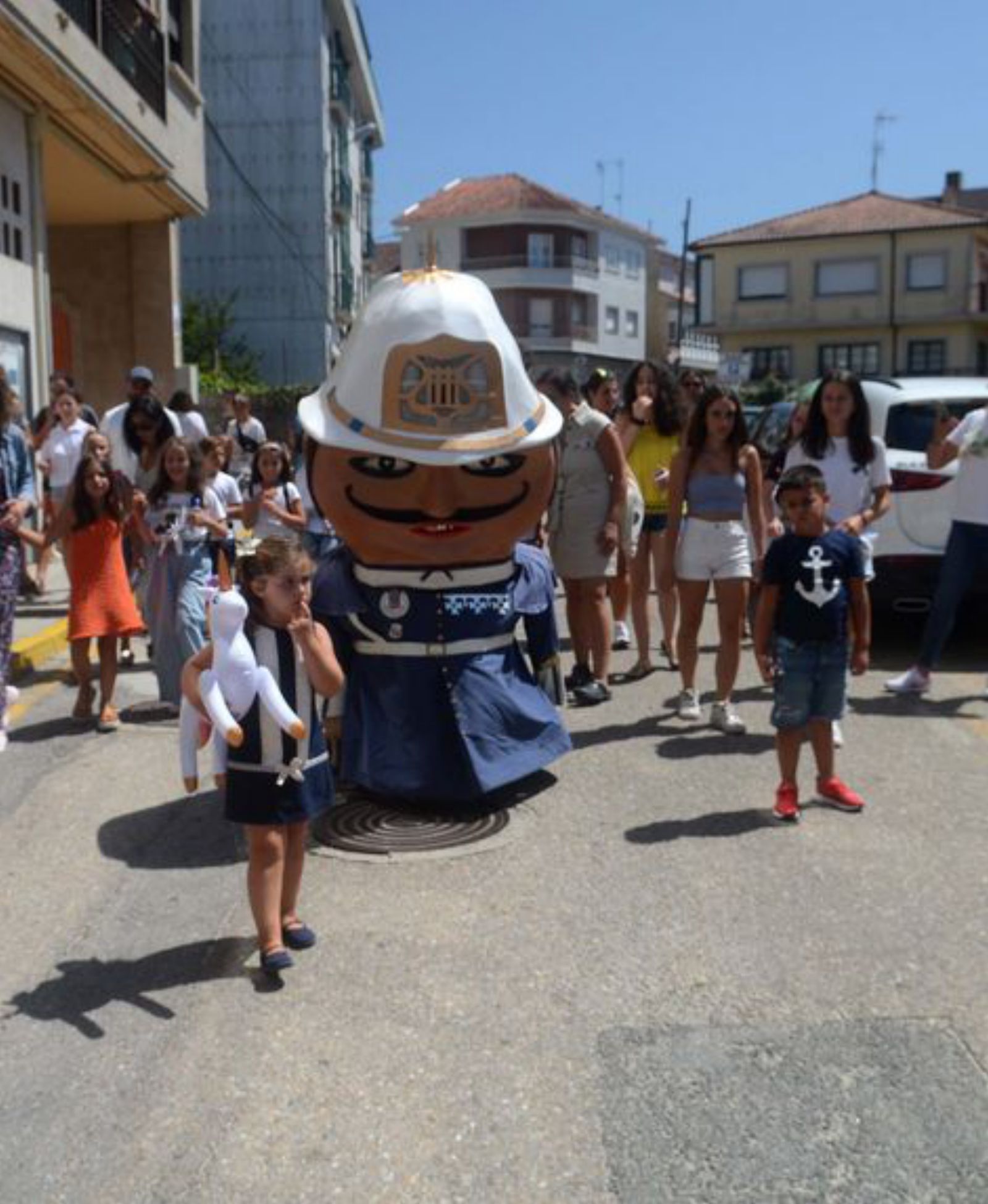 El pasacalles organizado ayer en Carril.