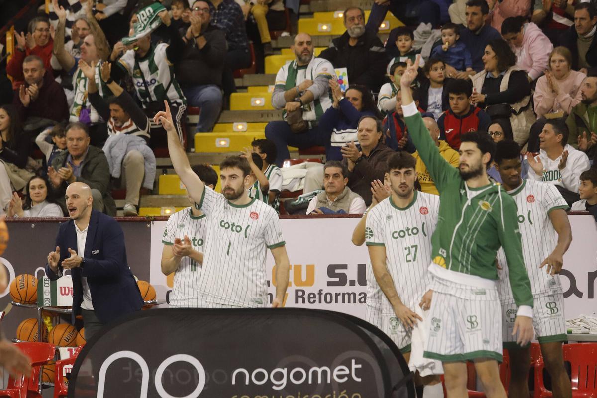 El encuentro Coto Córdoba de Baloncesto - Círculo Gijón, en imágenes El encuentro Coto Córdoba de Baloncesto - Círculo Gijón, en imágenes
