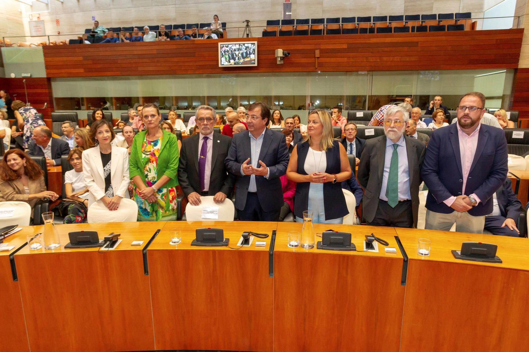 Guillermo Fernández Vara, 30 años al servicio de Extremadura