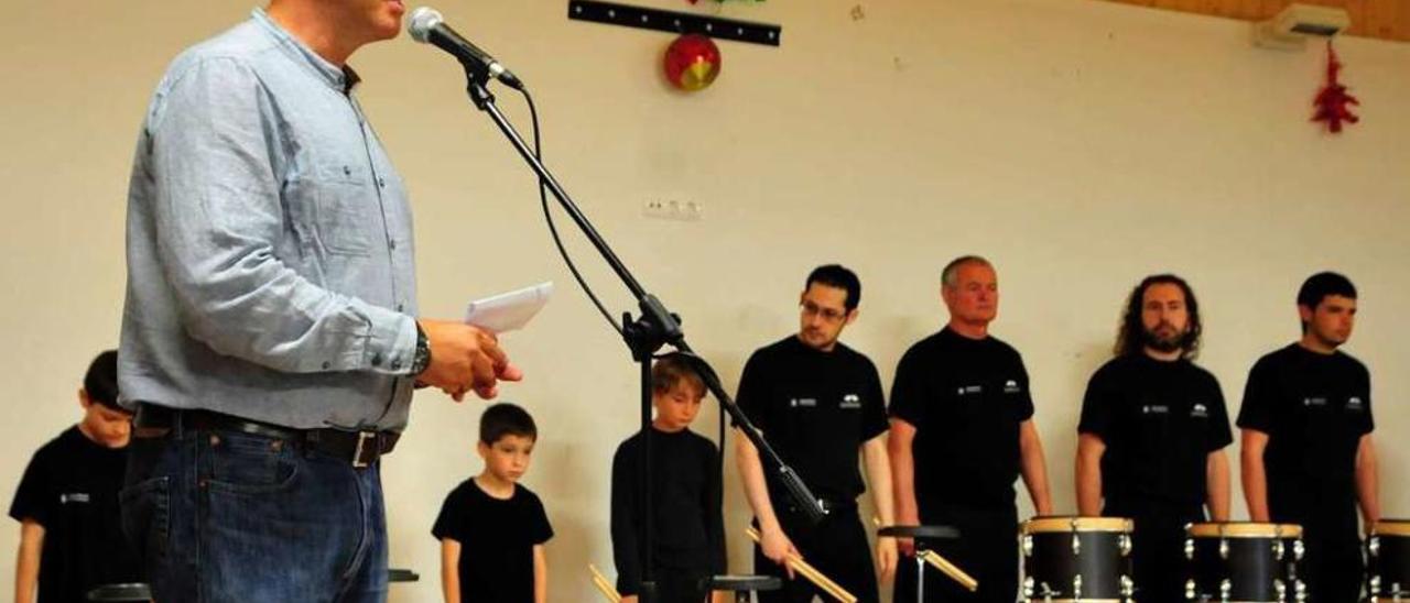 Alumnos de la Escola de Gaitas de Vilanova de Arousa. // Faro