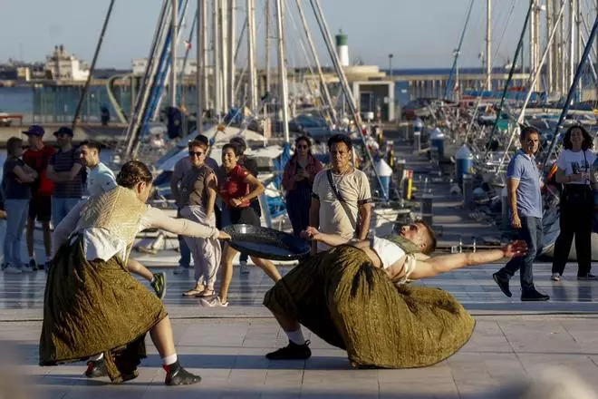 'Al punto' (OtraDanza), 'Rythm' (Marcat Dance), 'Liebe' (Tito Yaya) y 'Ábrego' (Cía Corpo Liminal) fueron los espectáculos de danza de la segunda sesión del Festival Mudanzas celebrado en Cartagena