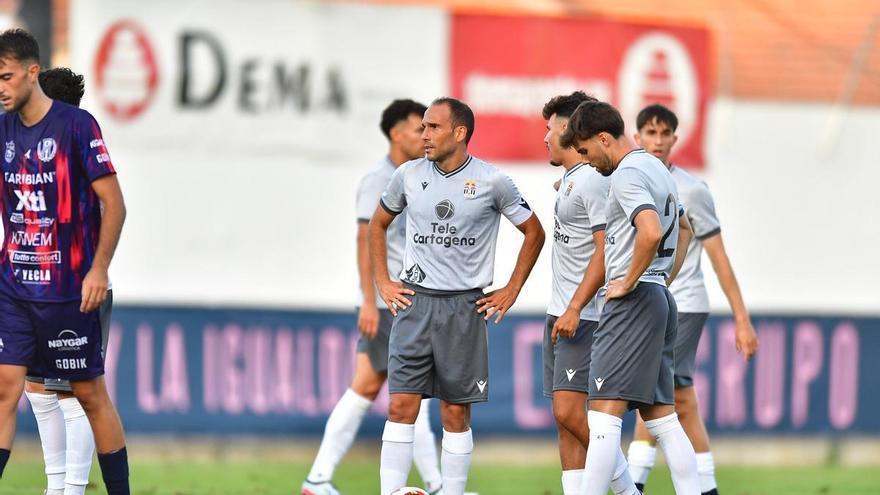 La falta de pegada del FC Cartagena se mantiene ante el Yeclano (0-0)