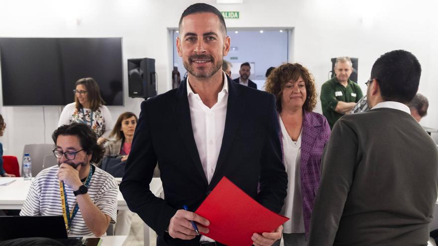 El vicesecretario general del PSPV y líder en la provincia, Carlos Fernández Bielsa.