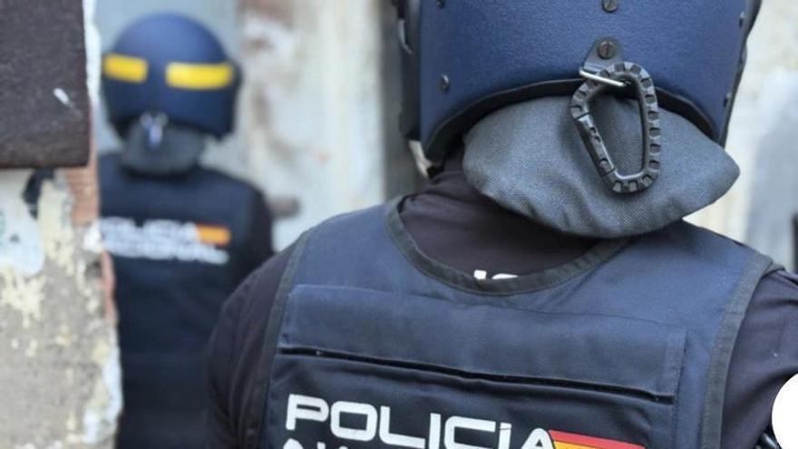 Detenida una pareja de clientes por varios robos en un hostal de Las Palmas de Gran Canaria