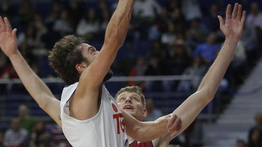 Paliza del Madrid al Obradoiro