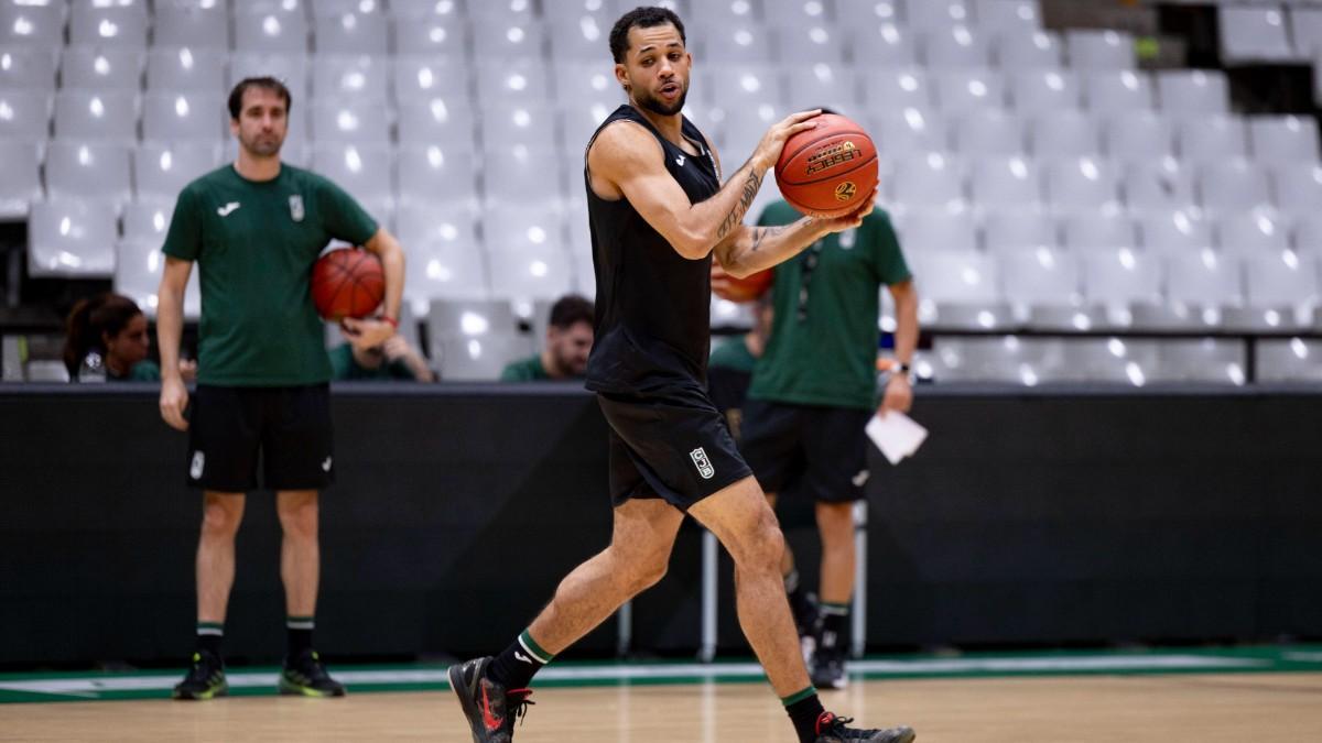 Kassius Robertson, una de las caras nuevas de la Penya para la próxima temporada