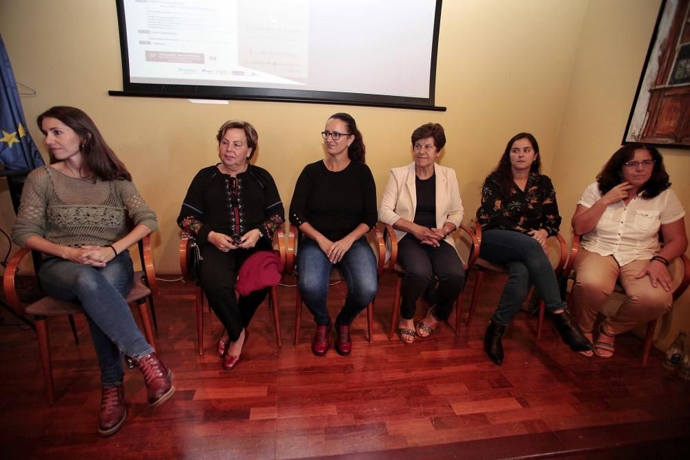 Encuentro de mujeres rurales en la Casa del Vino