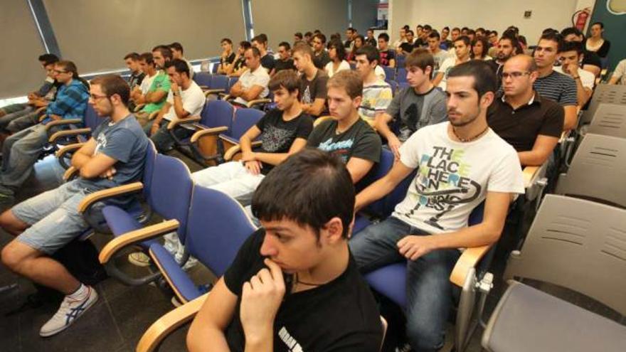 La Politécnica de Alcoy celebra jornadas de acogida para integrar a los nuevos estudiantes del centro.