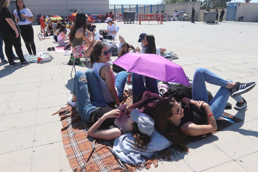 Colas para el concierto de OT en Málaga.