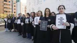 La huelga de los letrados judiciales paraliza más de 100 juicios en Córdoba