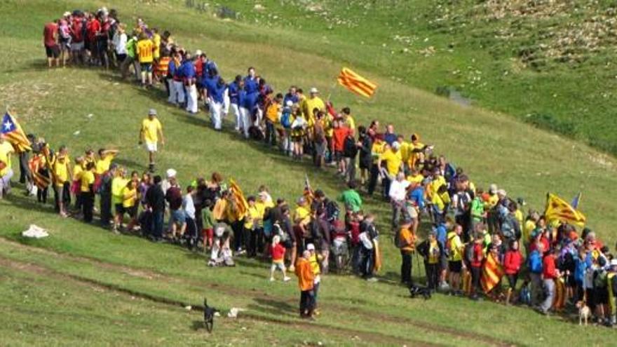 Assaig de la V humana a la serra d&#039;Ensija, l&#039;any passat