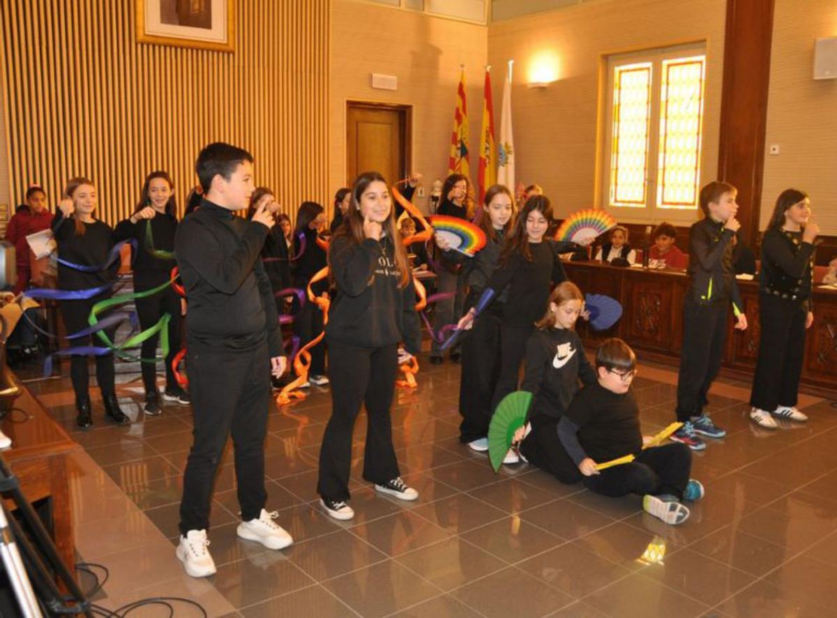 Los más pequeños aprenden sobre la Constitución.