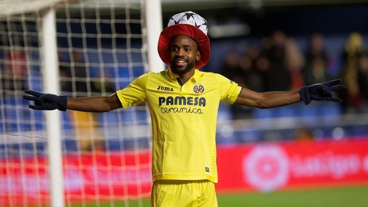 Bakambu deja la Liga y jugará en el fútbol chino