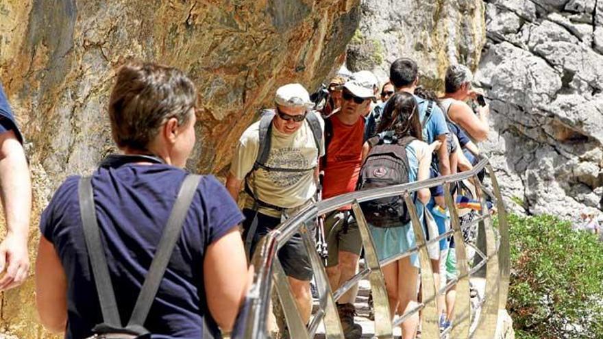 Überall diese Menschenmassen. Hier: der Torrent de Pareis.