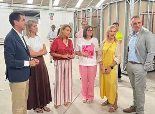 Camarero aboga en Carlet por la construcción industrializada para incrementar la oferta de vivienda