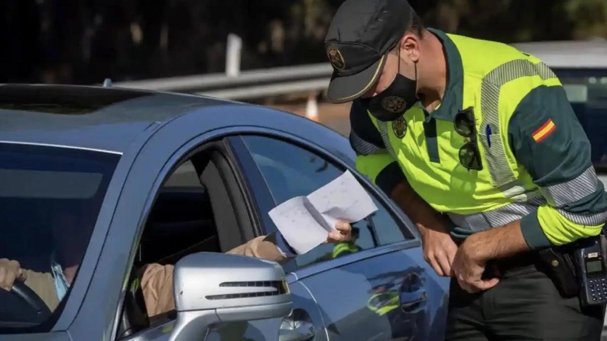 ¿Estás de baja laboral? Ten cuidado al conducir, porque la DGT te puede multar