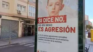 Polèmica per un cartell d'una campanya a Almeria contra les agressions sexuals a menors