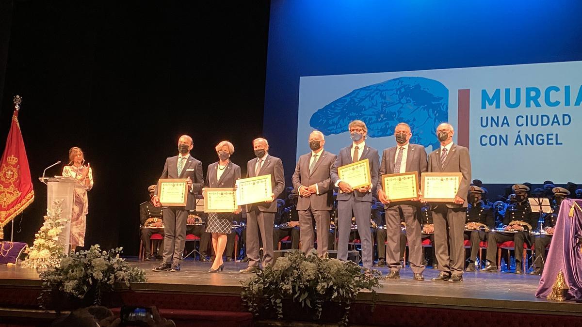 Algunos de los galardonados hoy en el Teatro Romea de Murcia