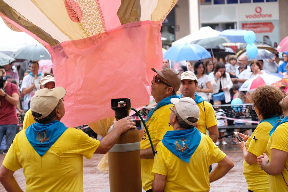 Correr la traca y suelta de globos fiestas mayores Elda