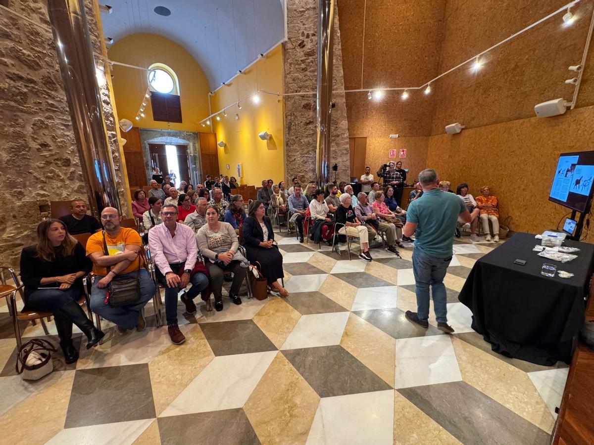 Conferencia sobre los primeros pobladores de Santa Pola