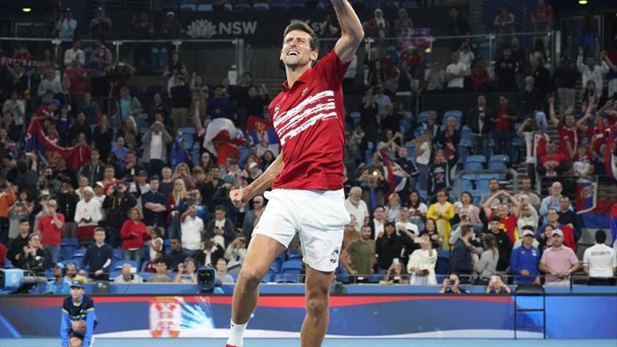 Novak Djokovic lidera la victoria de Serbia ante España en la gran final