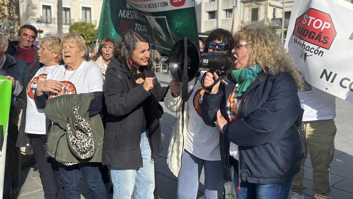 De Miguel, este sábado, en una concentración contra plantas de biogás en Mérida.