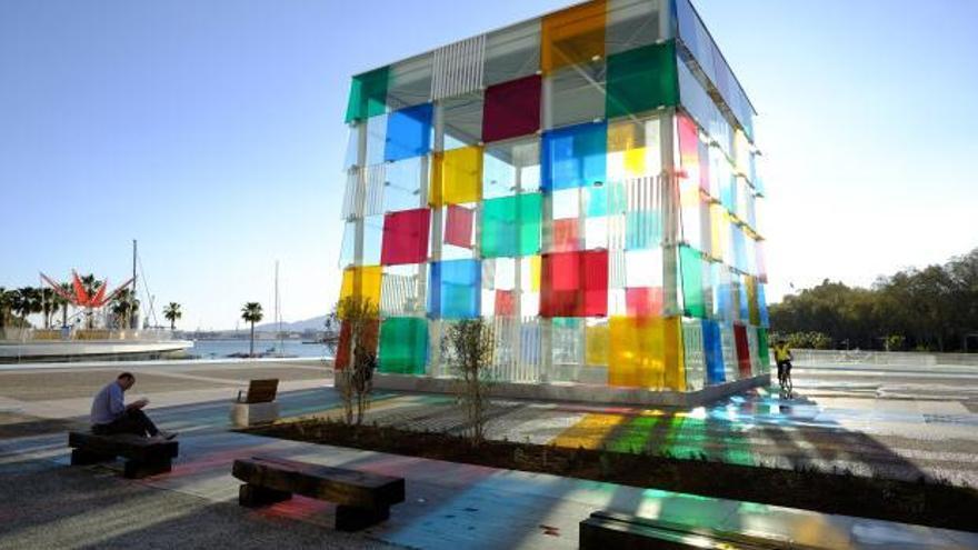 El Cubo de Buren, emblema del Centre Pompidou.