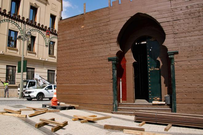 Imágenes de los preparativos de las Fiestas de Alcoy