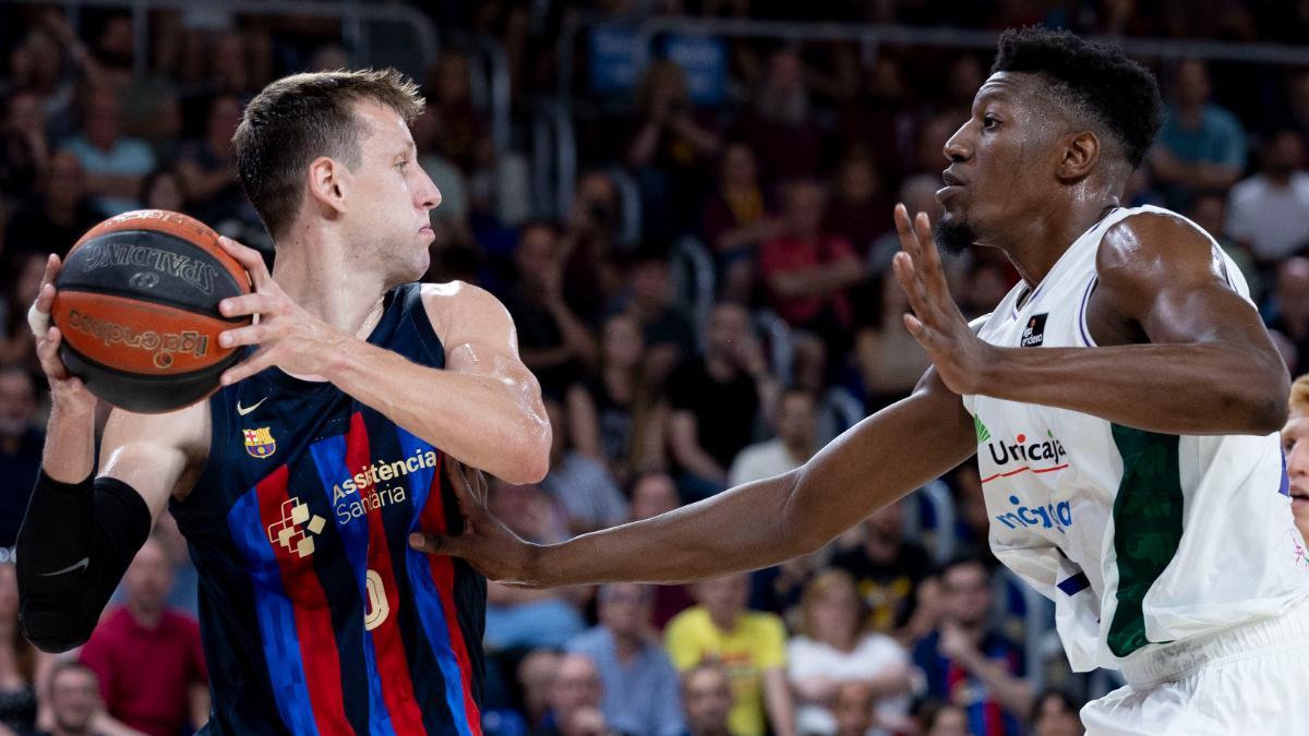 Un flojísimo Vesely, defendido por Yankuba Sima