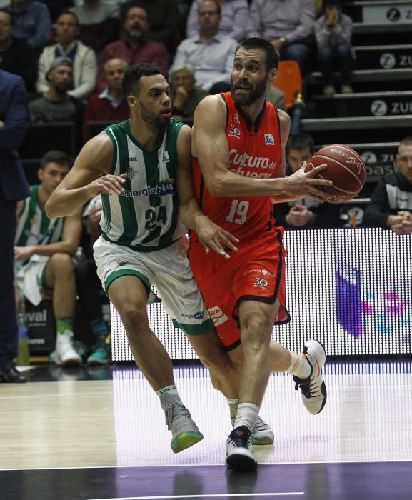 Las mejores imágenes del Valencia Basket - Betis