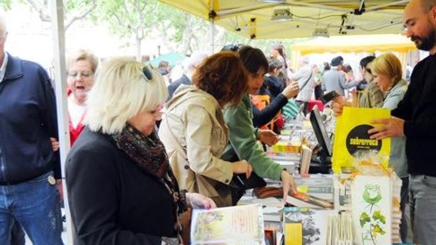 Ambient al Passeig Pere III de Manresa per la Diada