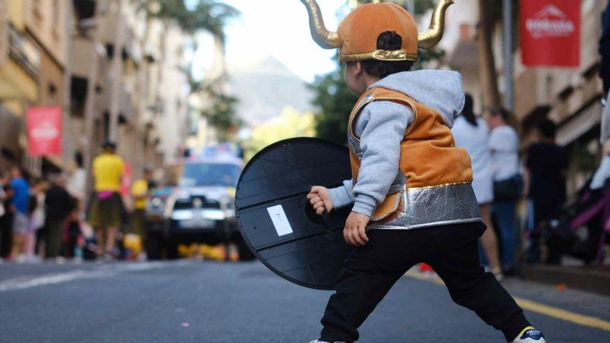 La cantera del Carnaval abre  la Piñata con su ‘ratito favorito’