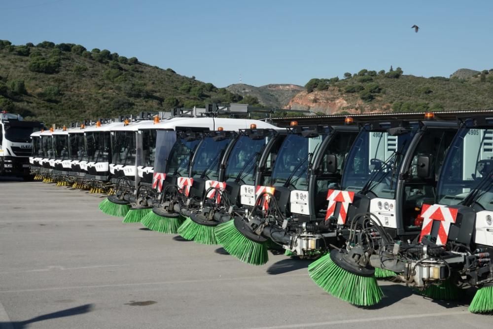 Nuevos vehículos que se incorporan al dispositivo de limpieza de Limasa en Málaga.