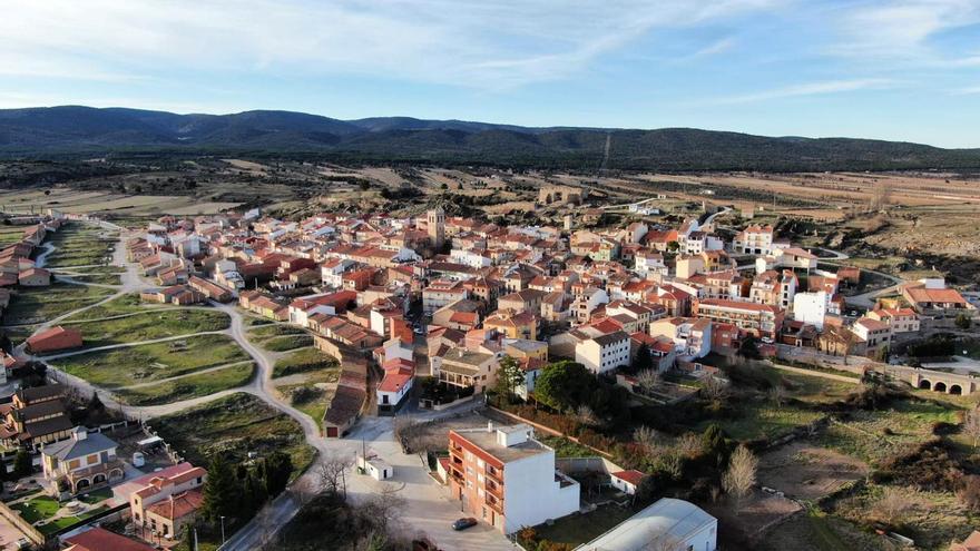 Tapones de plástico para mobiliario urbano en el municipio de Arraia-Maeztu