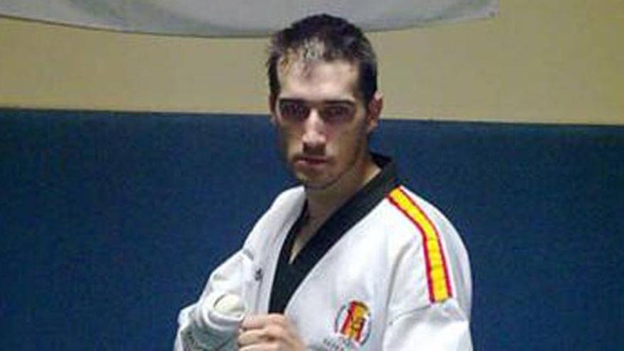 El moralo Gabriel Amado busca el oro en el Europeo de Parataekwondo