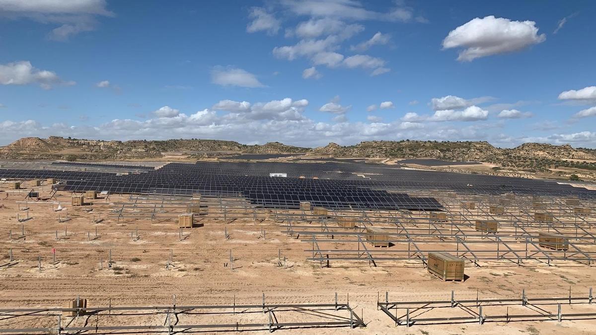 Trabajos de Lantania en el parque solar de Alcañiz