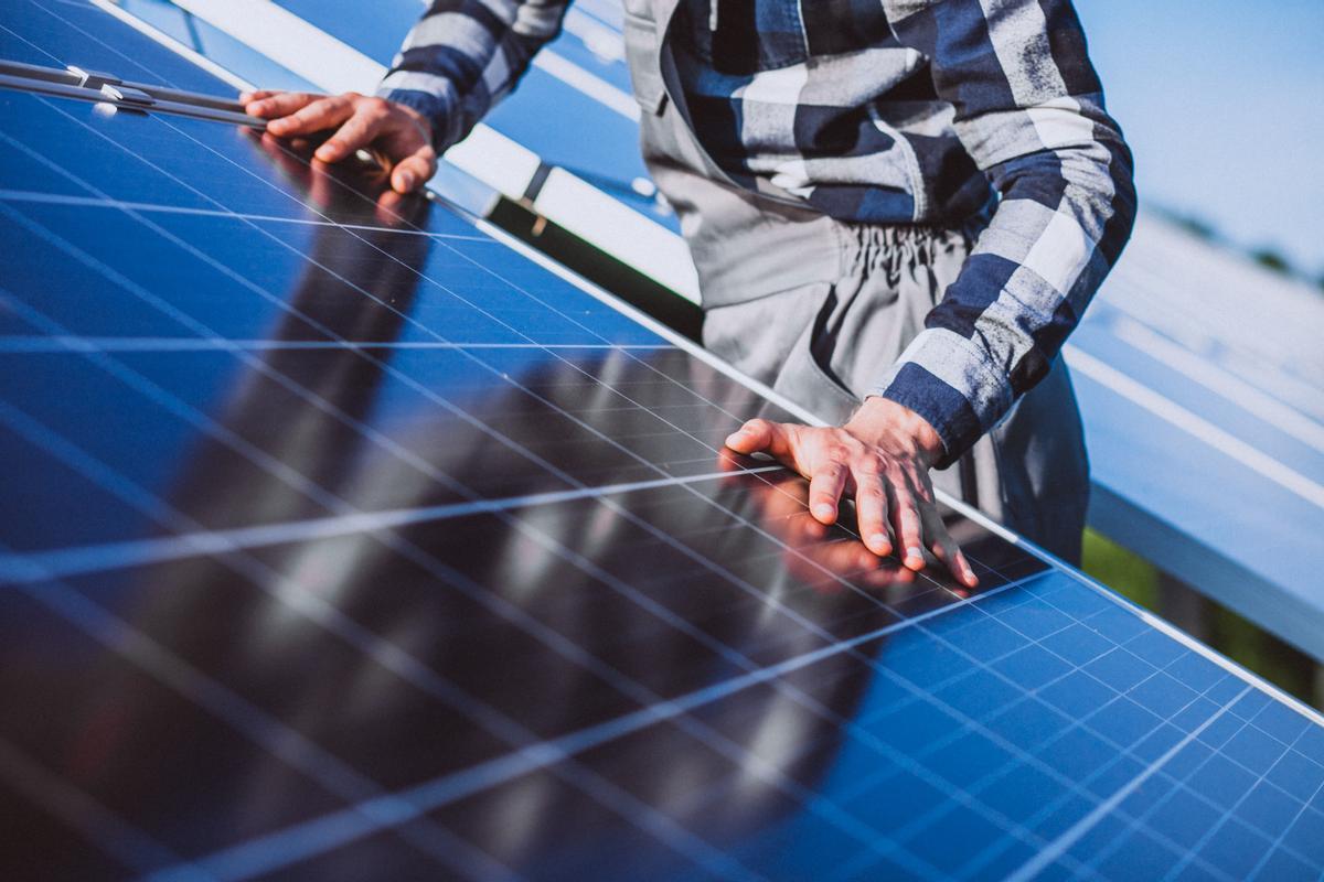 Estos cursos buscan promocionar las instalaciones solares fotovoltaica, entre otras energías.