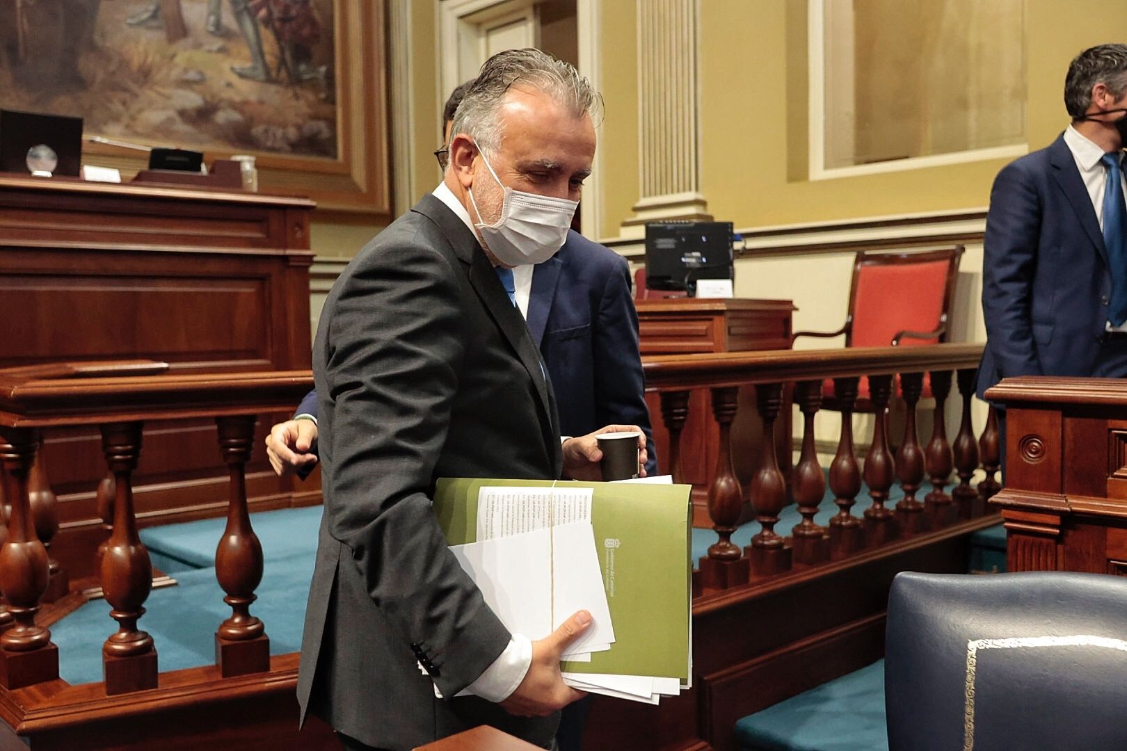 Pleno en el Parlamento de Canarias (23/02/21)