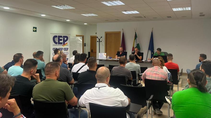 Una asamblea reciente de la CEP en Málaga.