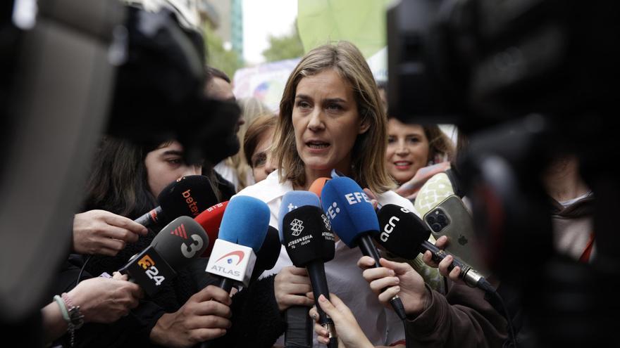 Los Comuns emplazan a PSC, ERC y CUP a no pactar con Puigdemont