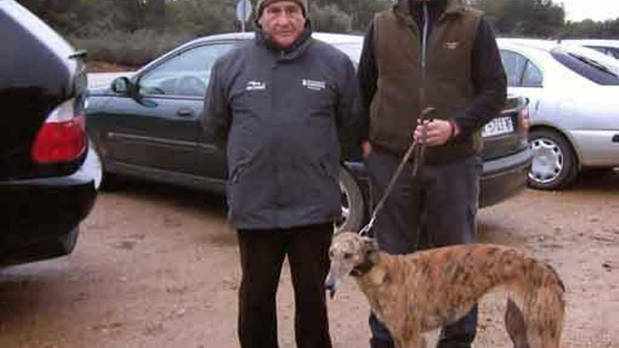 Lagartija de La Maluca, con sus preparadores.