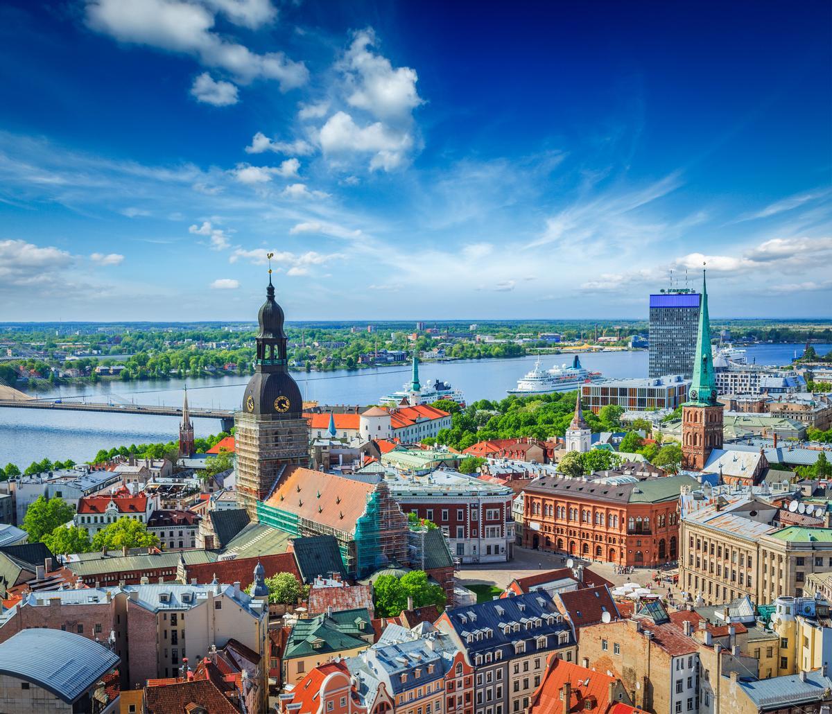 Vista aérea de la ciudad de Riga, Letonia